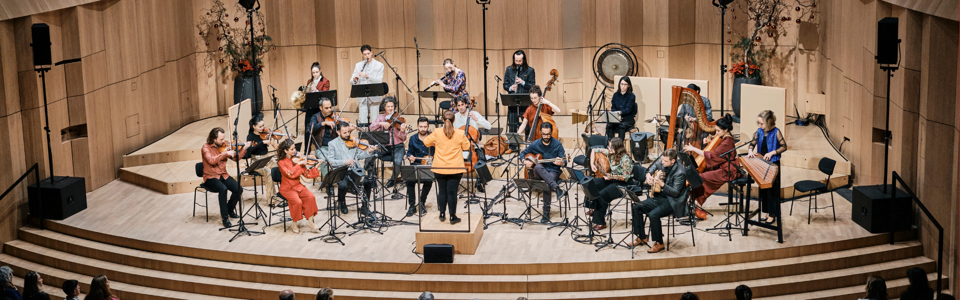 Bridges Kammerorchester – The composing orchestra. Weihnachten international – Ein Fest der Musik