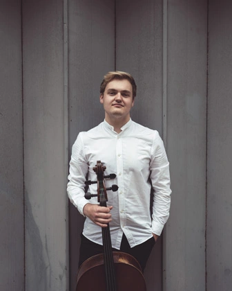 Maxim Calver - cello