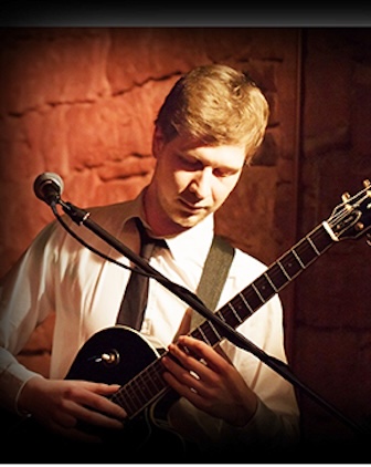 Dennis Merz - Gitarre