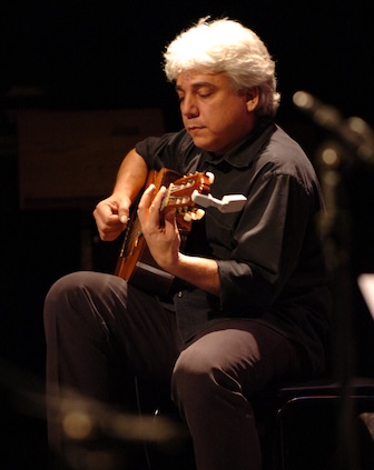 Lula Galvão - Gitarre