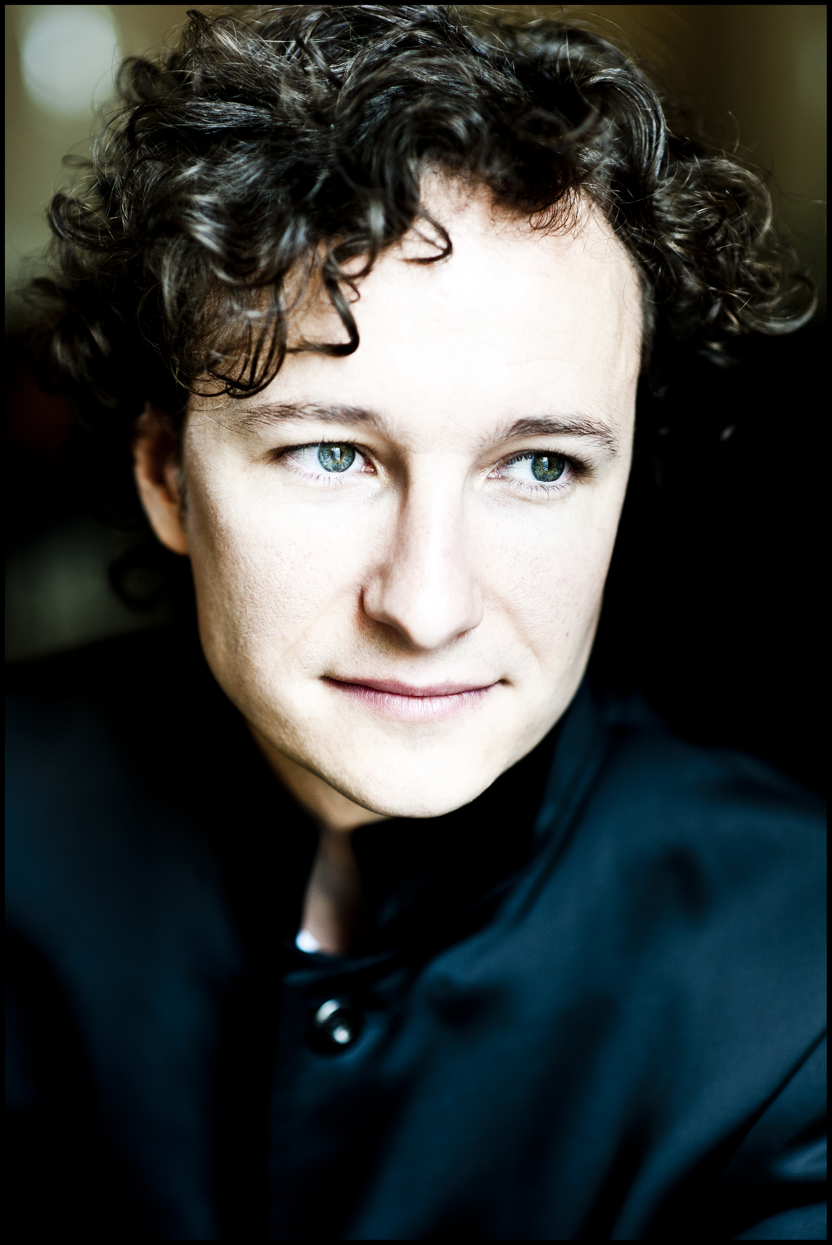Porträtfoto Martin Helmchen Dieses Foto zeigt ein Porträt von Martin Helmchen.