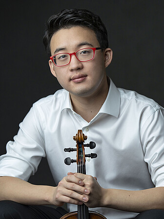 Julian Rhee - Violine